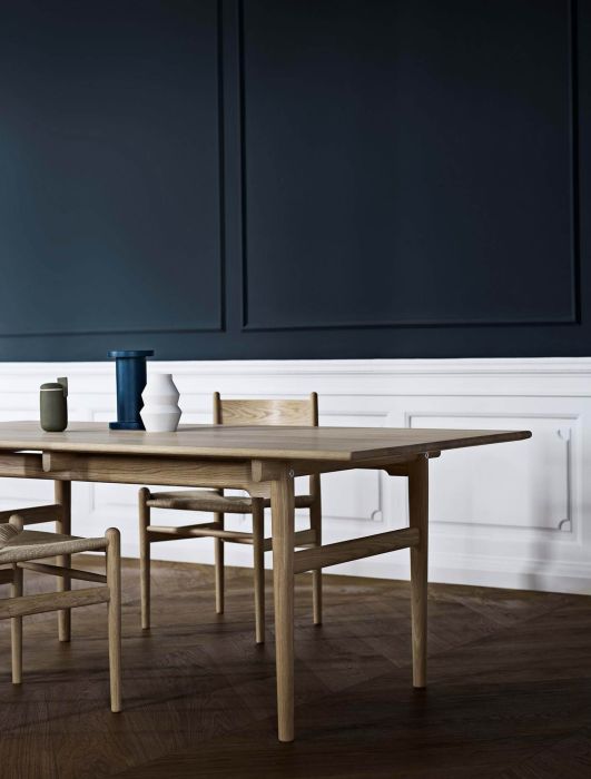 tavolo minimal in legno
